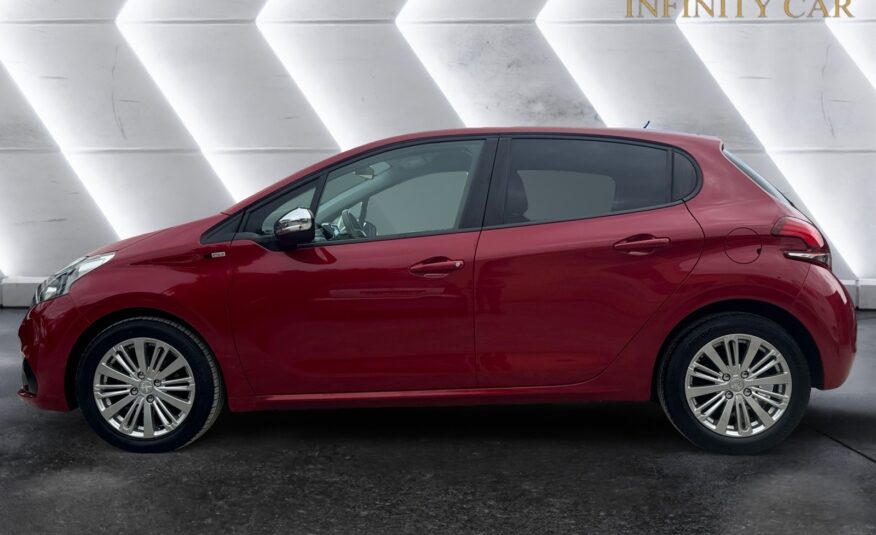 PEUGEOT 208 1.6 BlueHDi