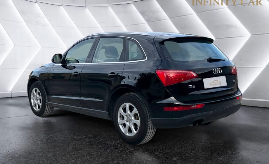 AUDI Q5 2.0 TDI