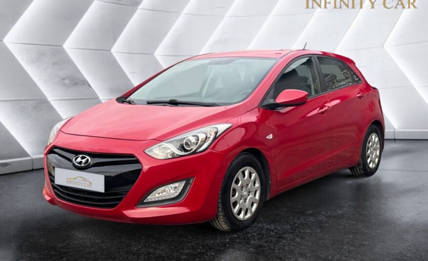 HYUNDAI i30 1.4 CRDI