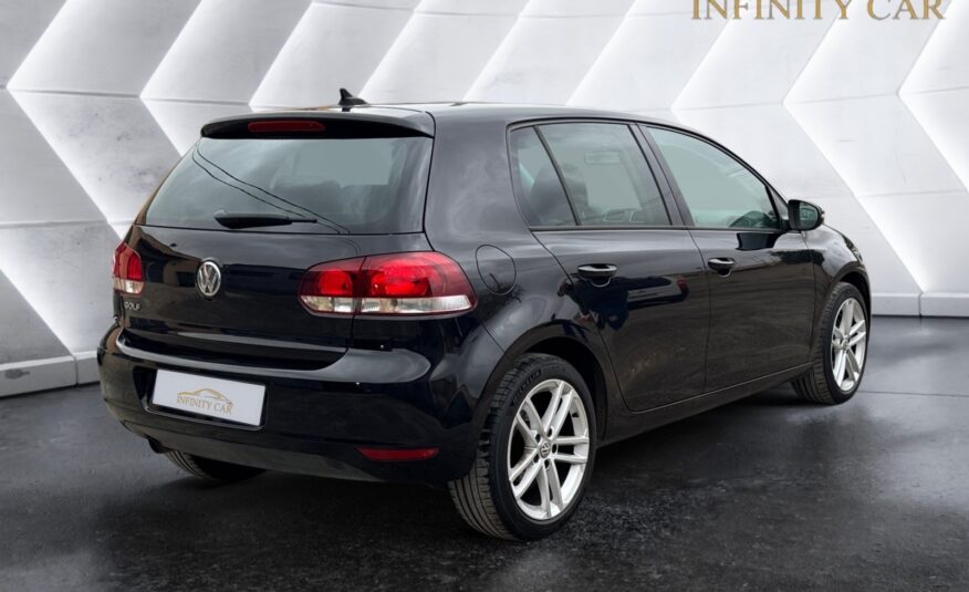 VOLKSWAGEN Golf 1.6TDI