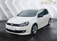 VOLKSWAGEN Golf 1.6 TDI 105cv DPF Sport 5p.