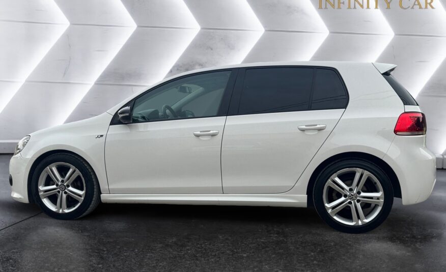 VOLKSWAGEN Golf 1.6 TDI 105cv DPF Sport 5p.