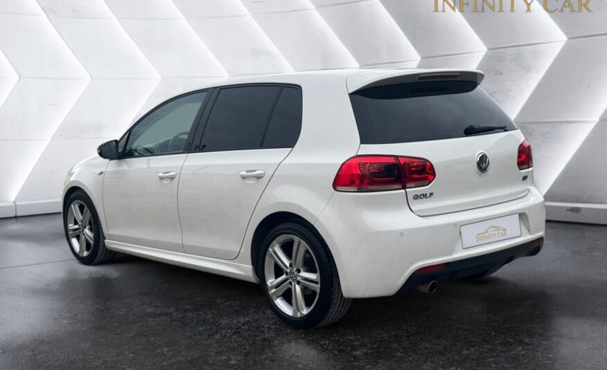VOLKSWAGEN Golf 1.6 TDI 105cv DPF Sport 5p.