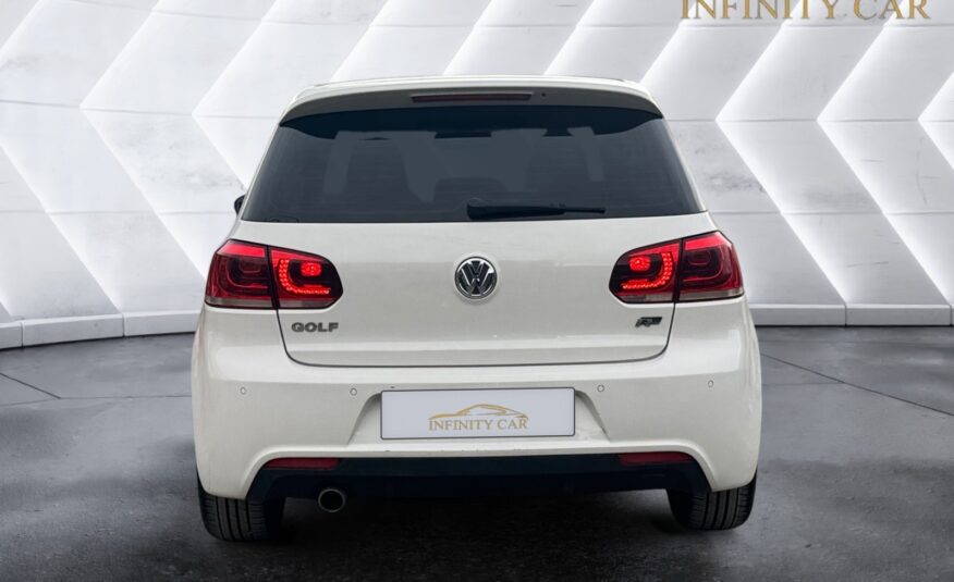 VOLKSWAGEN Golf 1.6 TDI 105cv DPF Sport 5p.