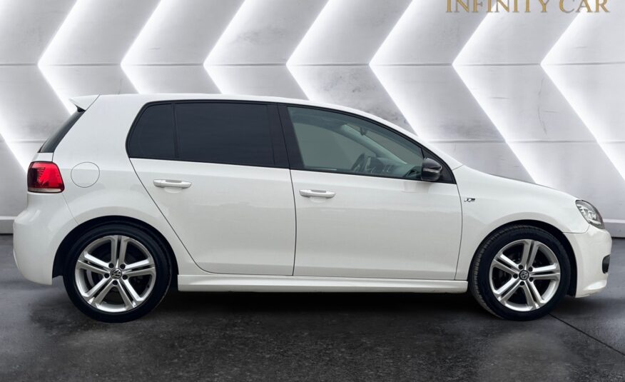 VOLKSWAGEN Golf 1.6 TDI 105cv DPF Sport 5p.
