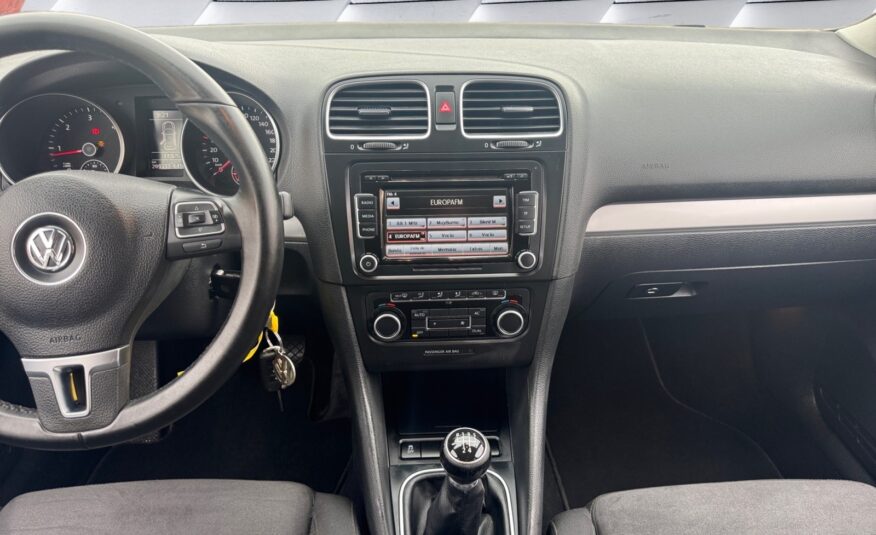 VOLKSWAGEN Golf 1.6 TDI 105cv DPF Sport 5p.