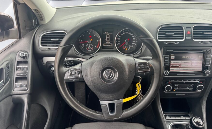 VOLKSWAGEN Golf 1.6 TDI 105cv DPF Sport 5p.