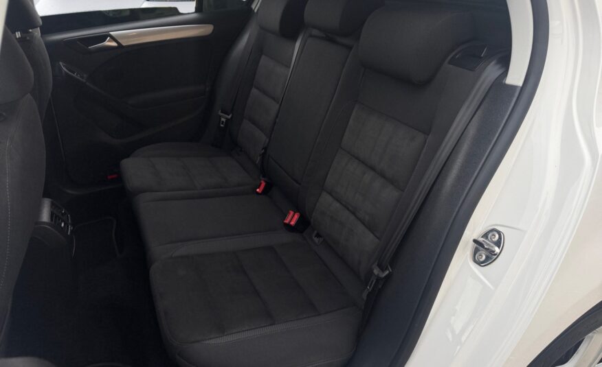 VOLKSWAGEN Golf 1.6 TDI 105cv DPF Sport 5p.