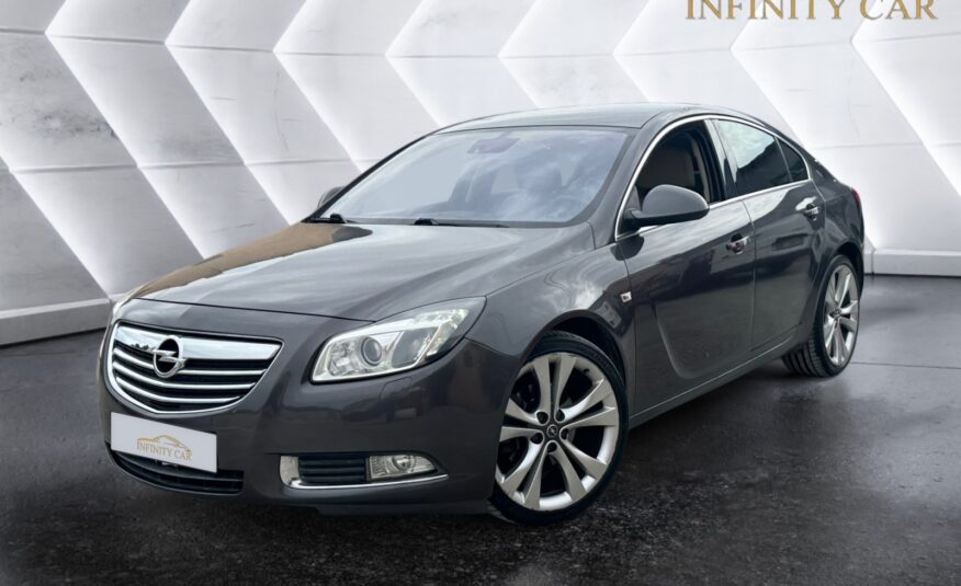 OPEL INSIGNIA 2.0 TURBO