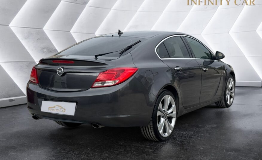 OPEL INSIGNIA 2.0 TURBO