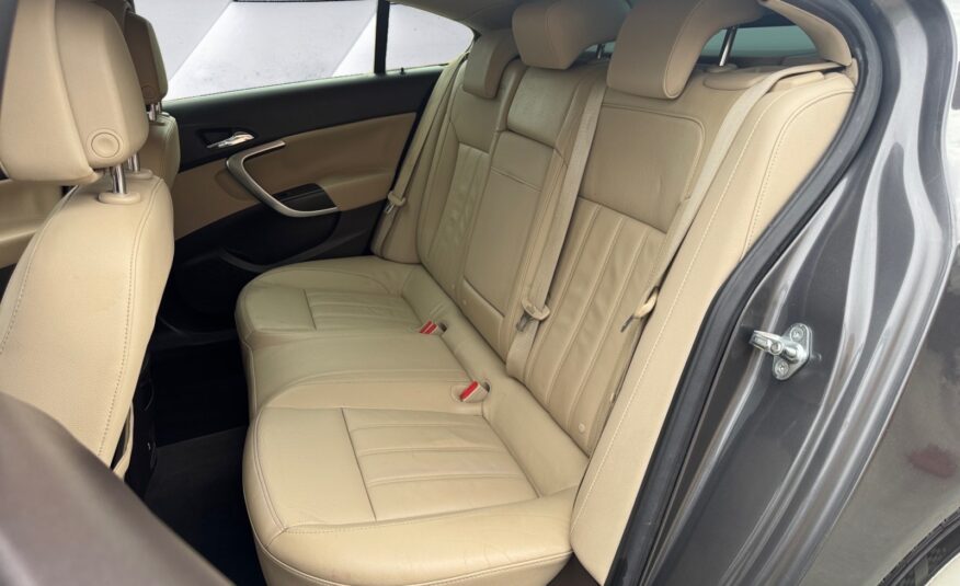 OPEL INSIGNIA 2.0 TURBO