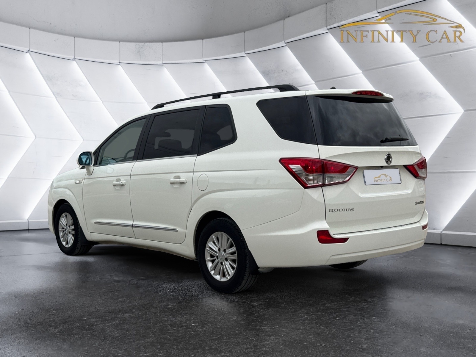 SSANGYONG RODIUS 2.2 D22T