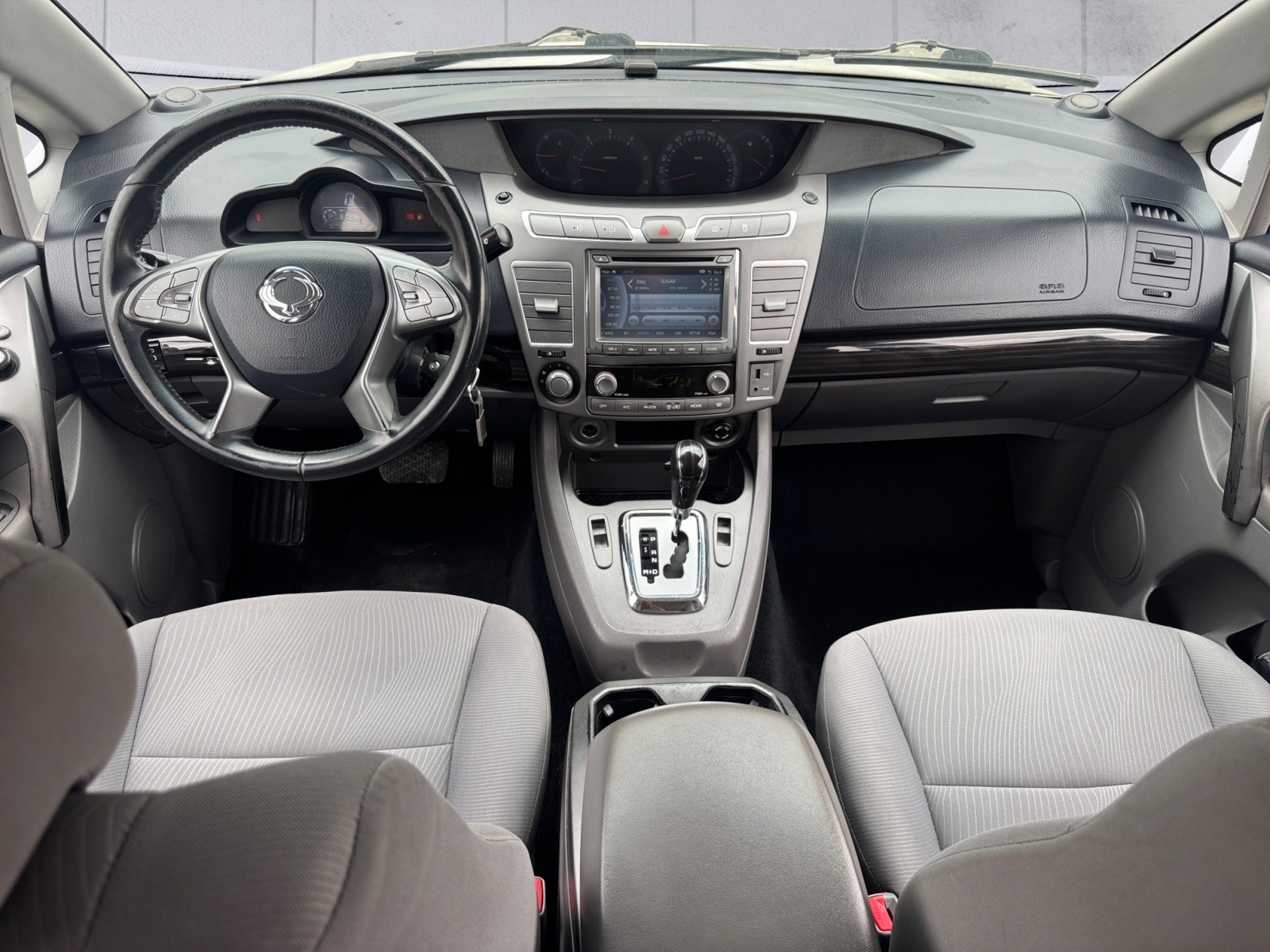 SSANGYONG RODIUS 2.2 D22T