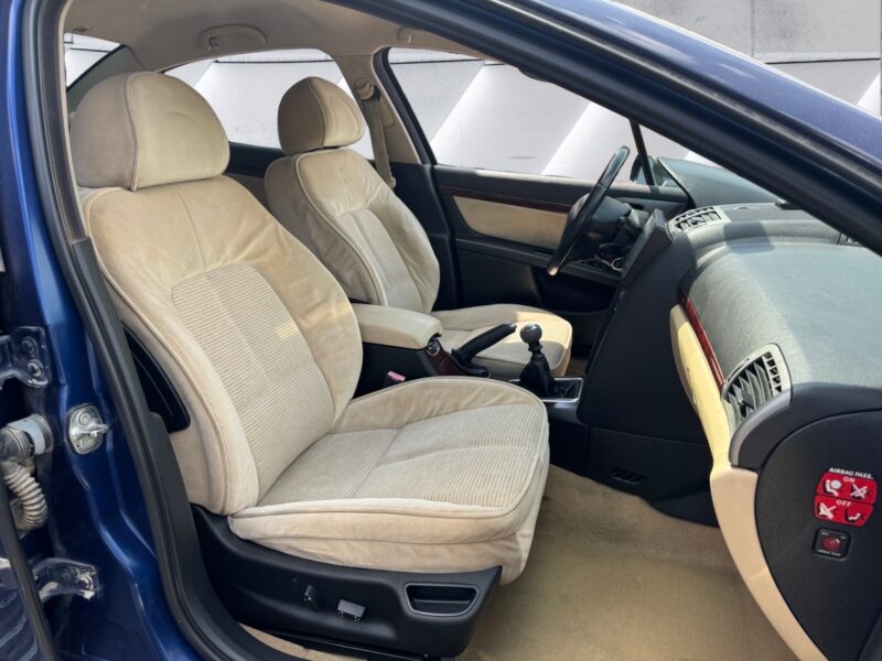 PEUGEOT 407 2.0HDI