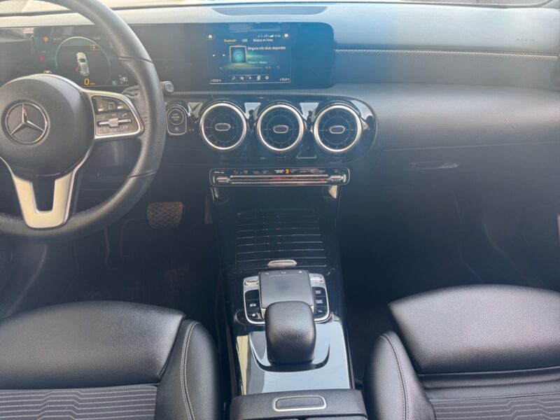 MERCEDES-BENZ Clase A 180d
