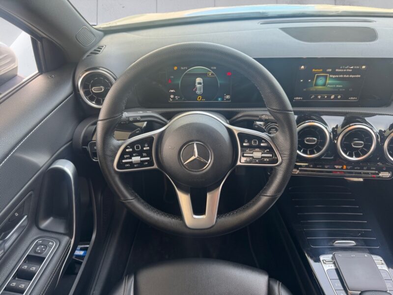 MERCEDES-BENZ Clase A 180d