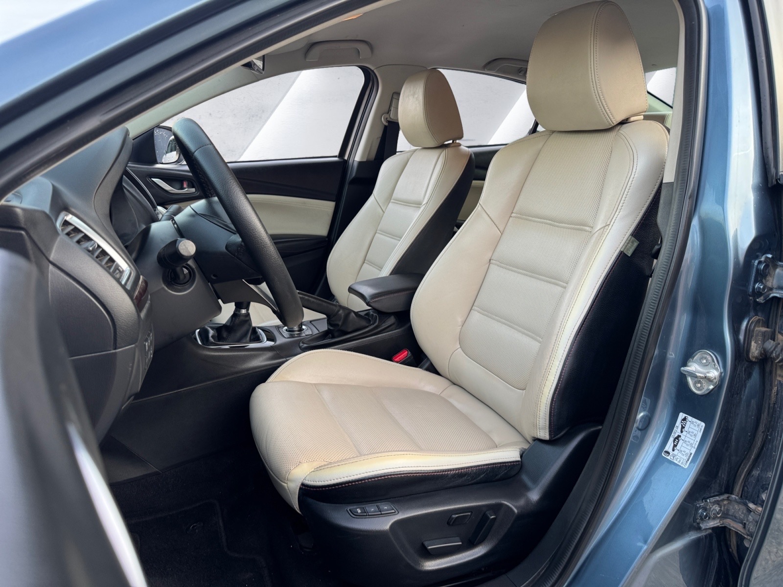 MAZDA 6 2.2