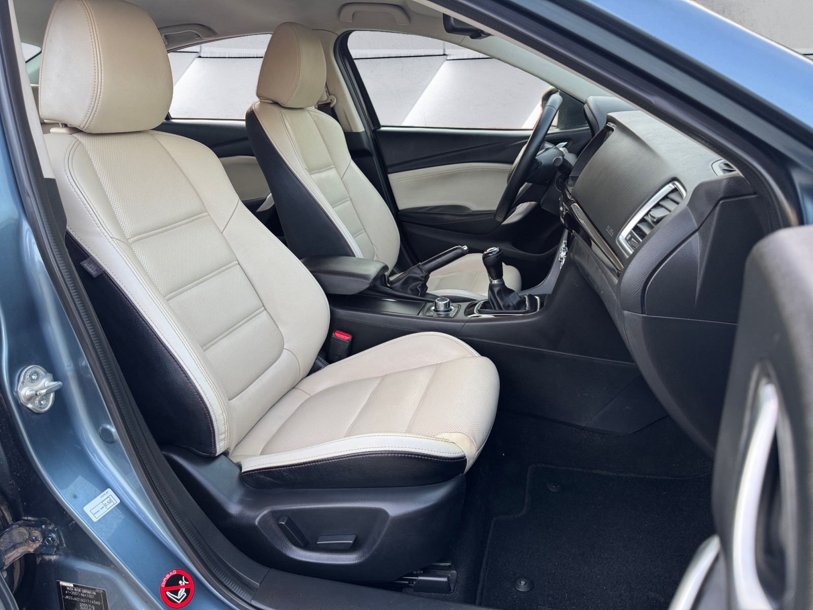 MAZDA 6 2.2