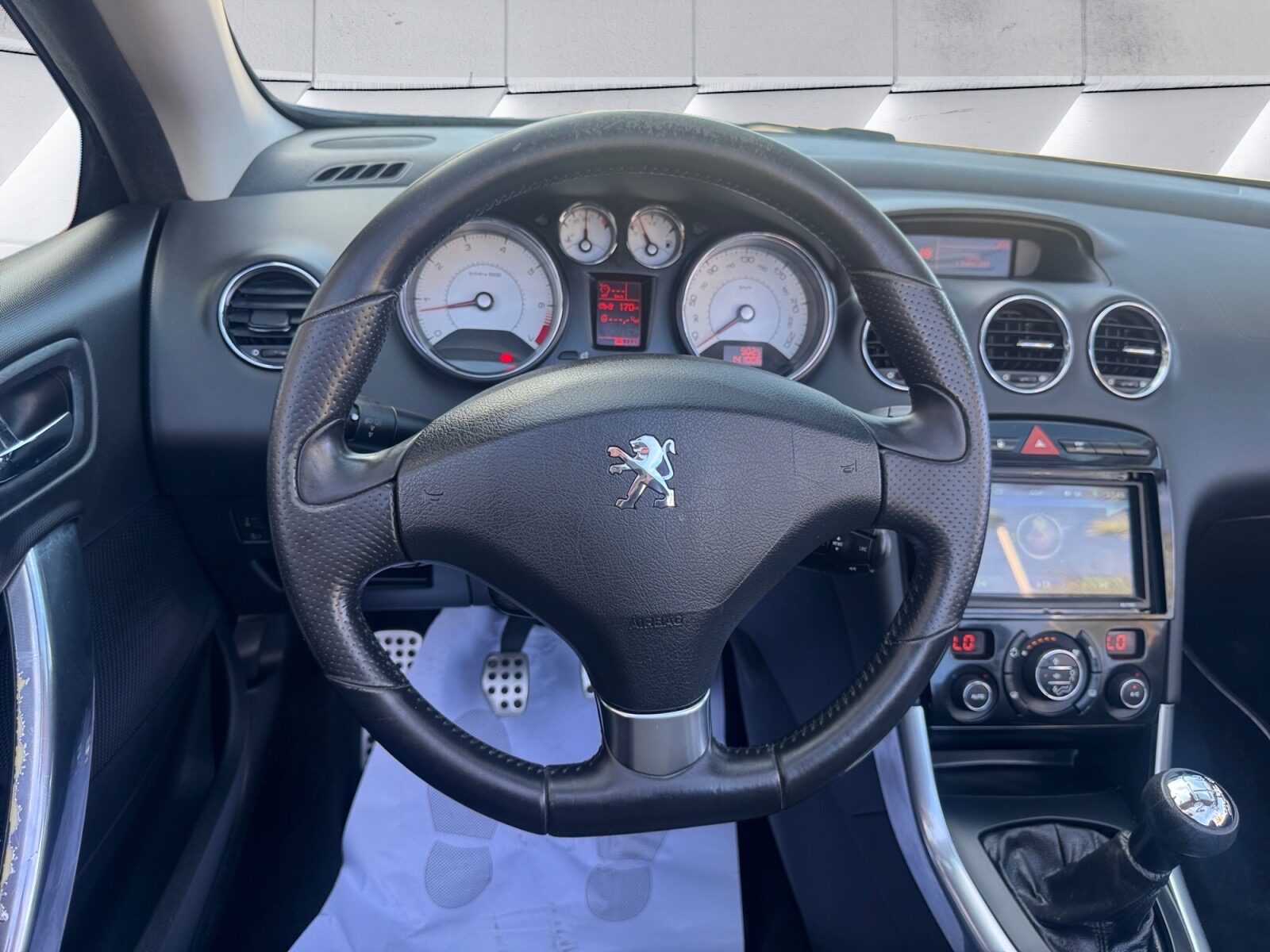 PEUGEOT 308 CC 1.6 VTI