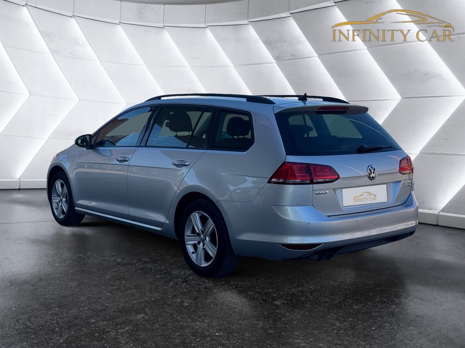 VOLKSWAGEN GOLF VARIANT 2.0 TDI