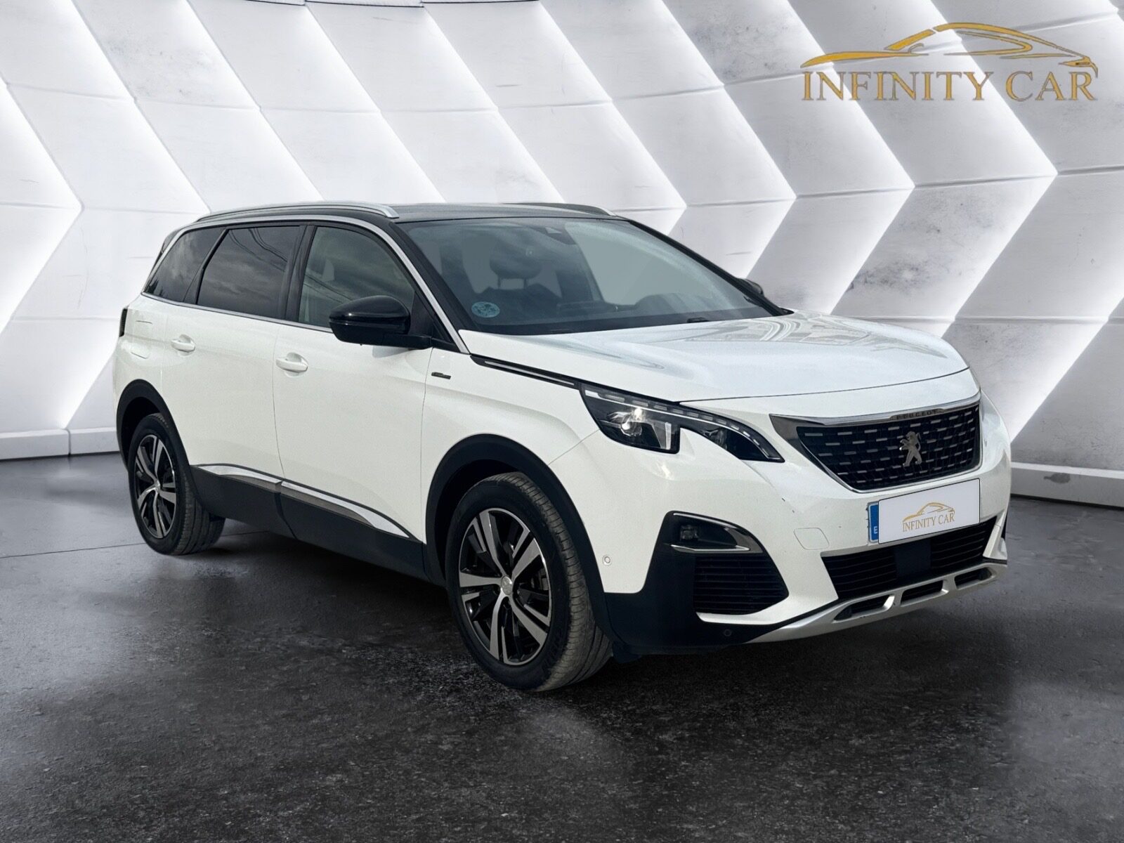 PEUGEOT 5008 1.5 BlueHDi
