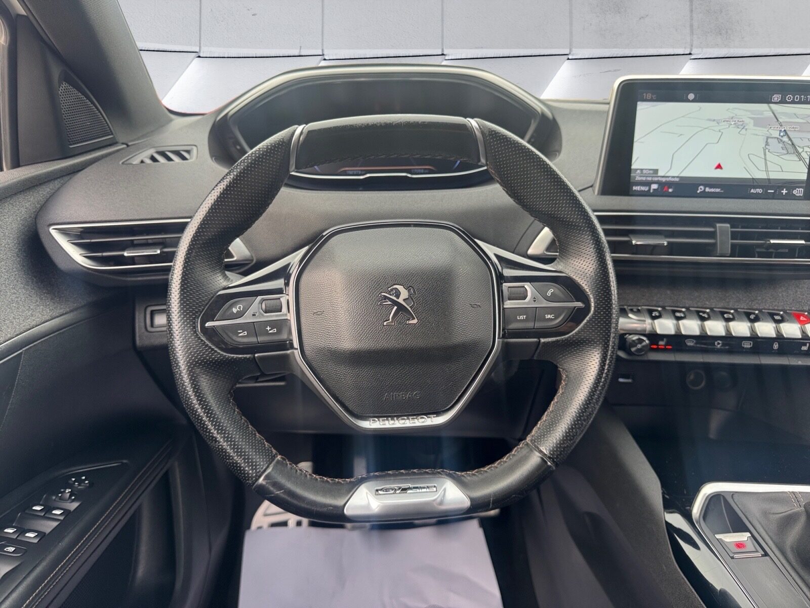 PEUGEOT 5008 1.5 BlueHDi