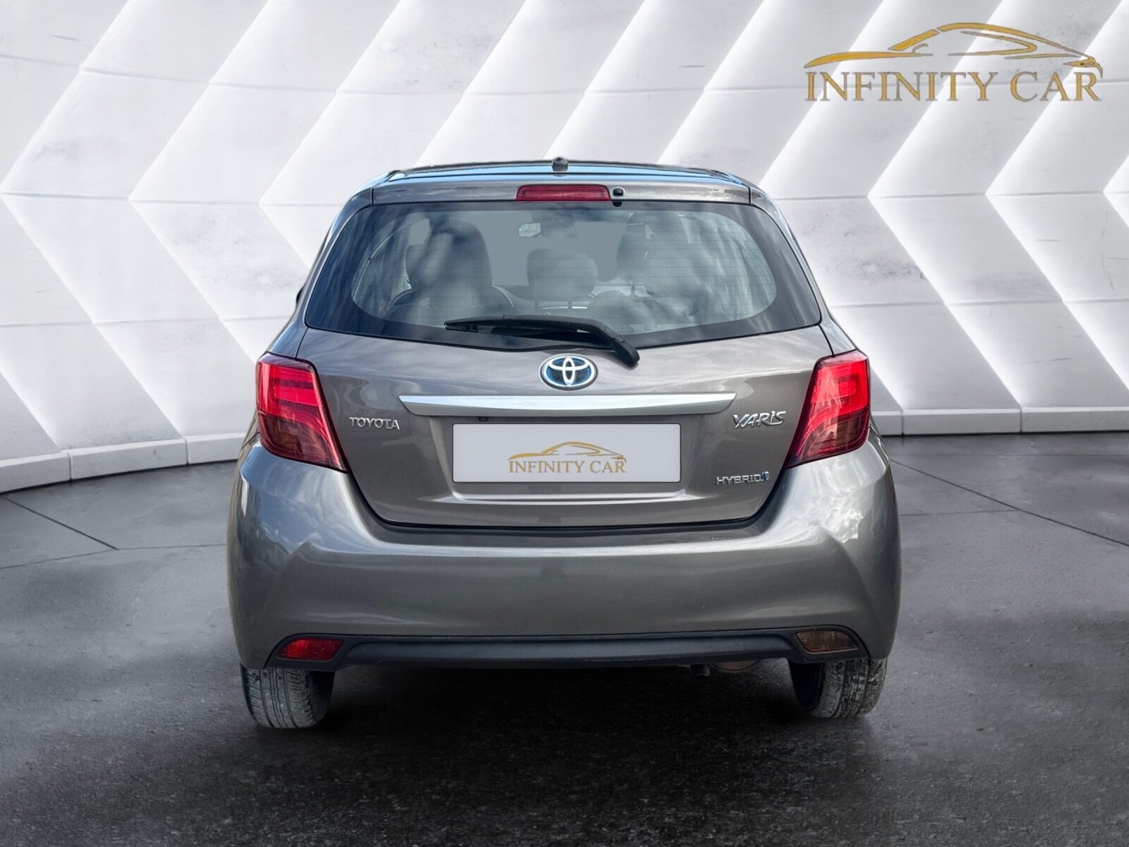 TOYOTA 1.5 Hybrid active