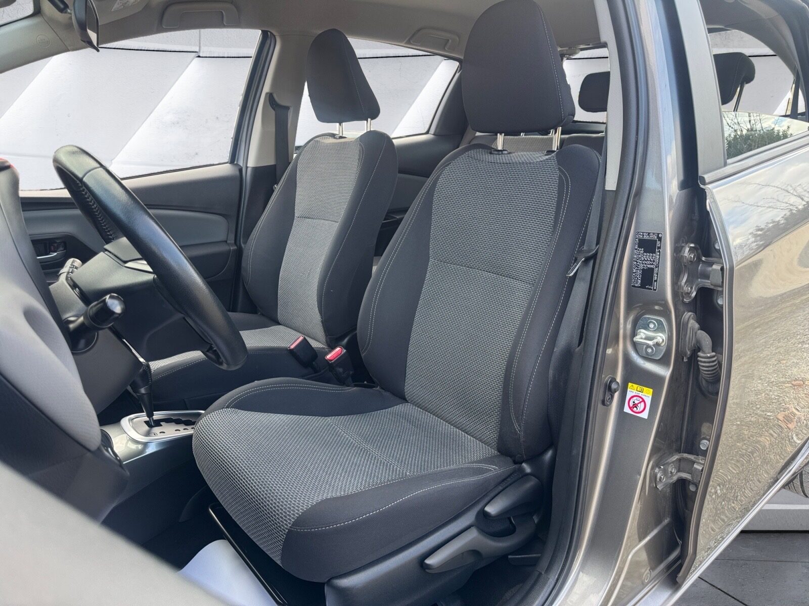 TOYOTA 1.5 Hybrid active