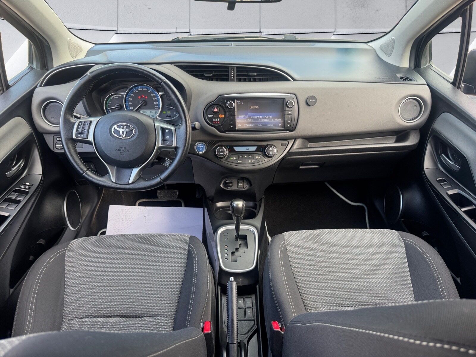 TOYOTA 1.5 Hybrid active