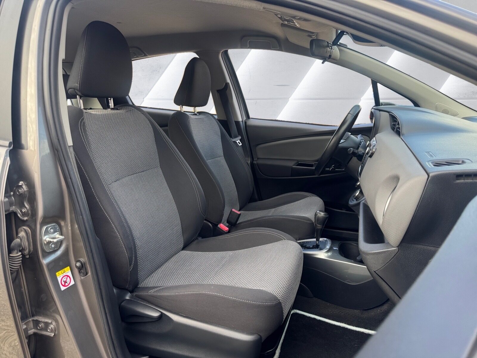 TOYOTA 1.5 Hybrid active