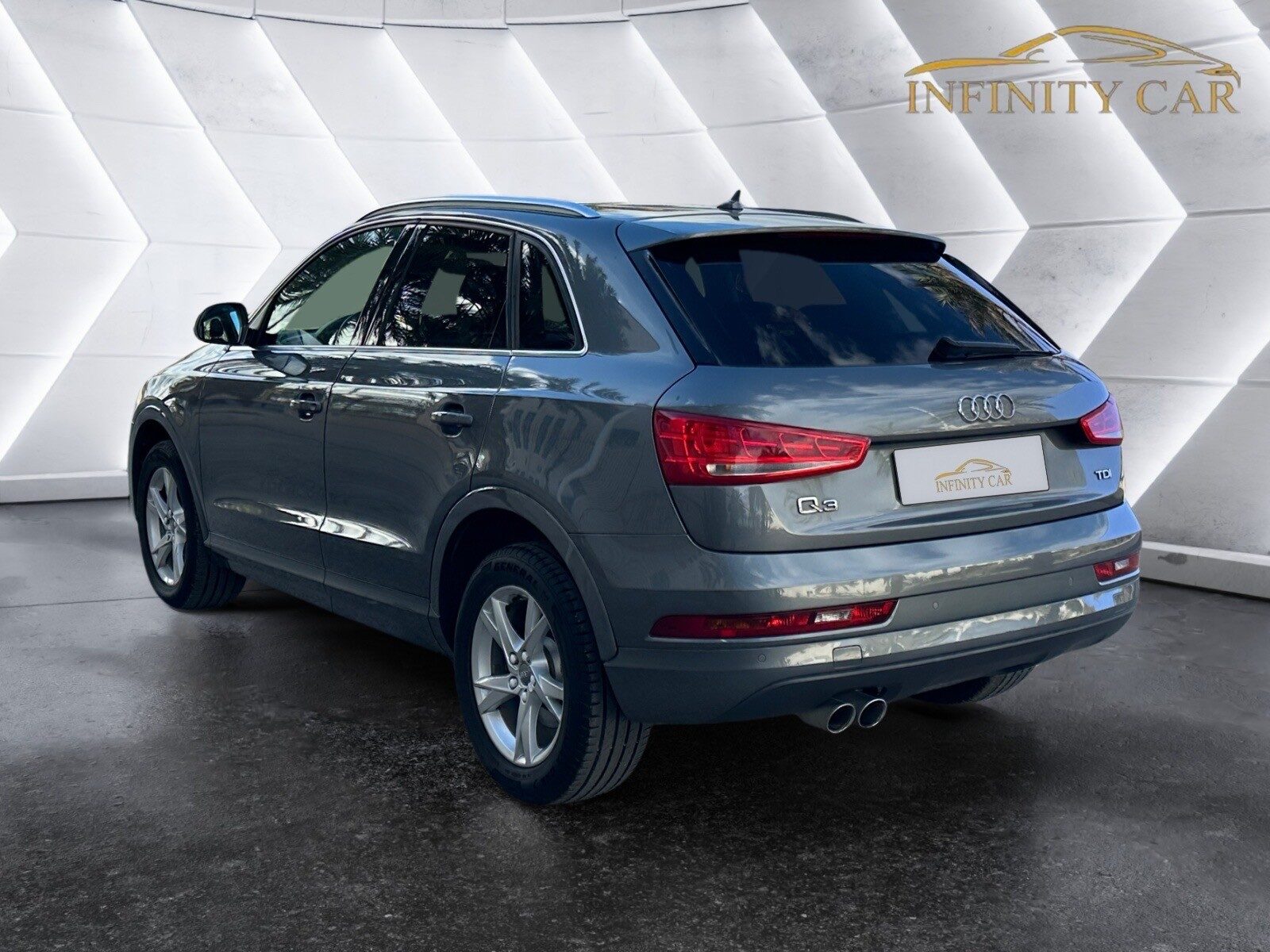 AUDI Q3 2.0 TDI