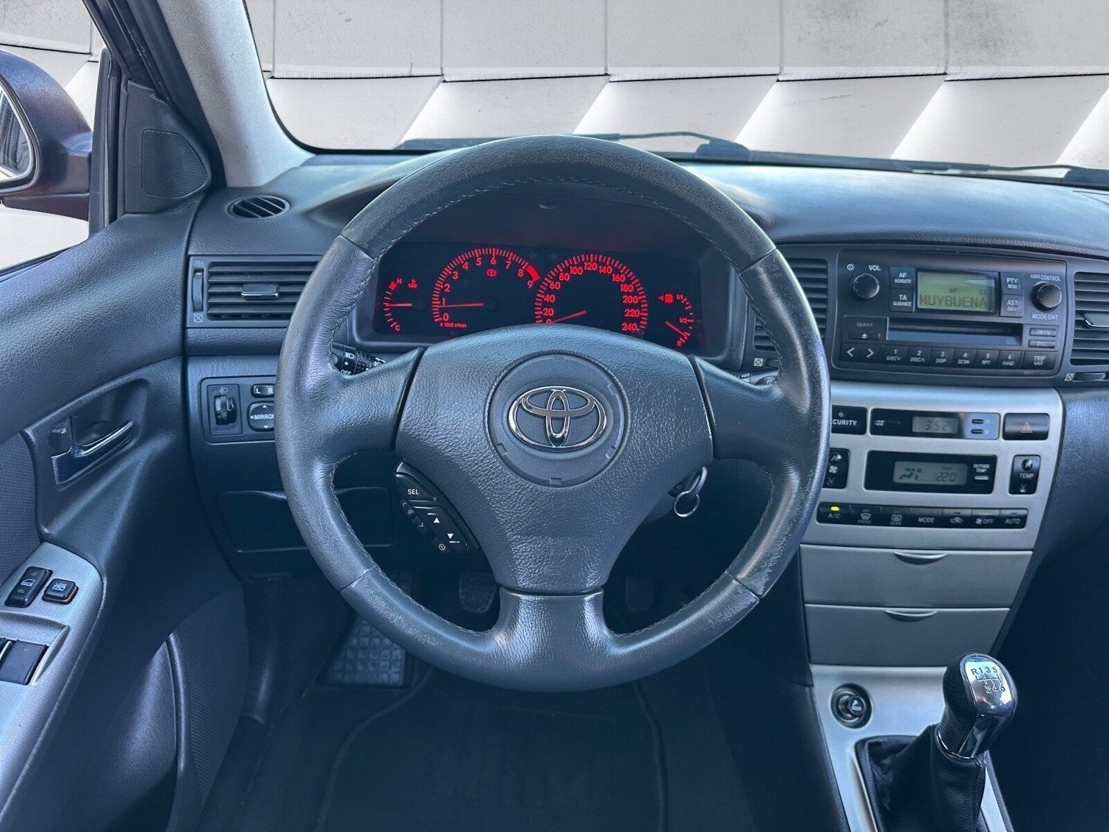TOYOTA COROLLA 1.8VVTLi