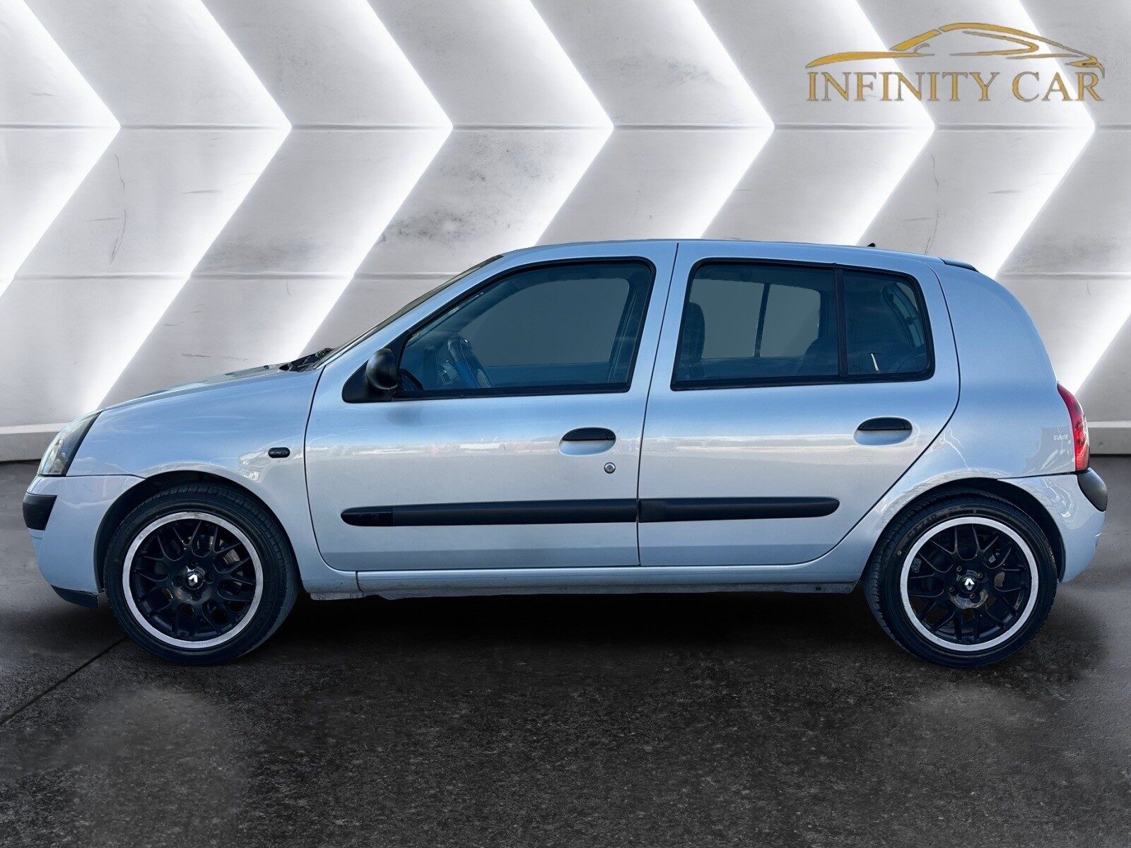 RENAULT CLIO 1.2
