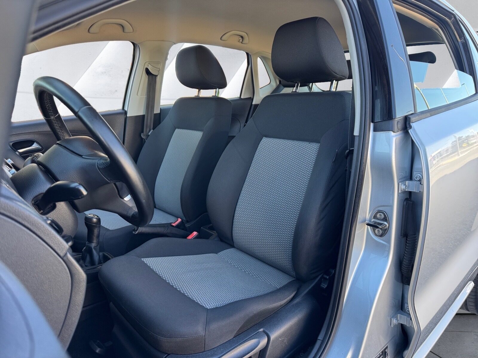 VOLKSWAGEN POLO 1.2TDI