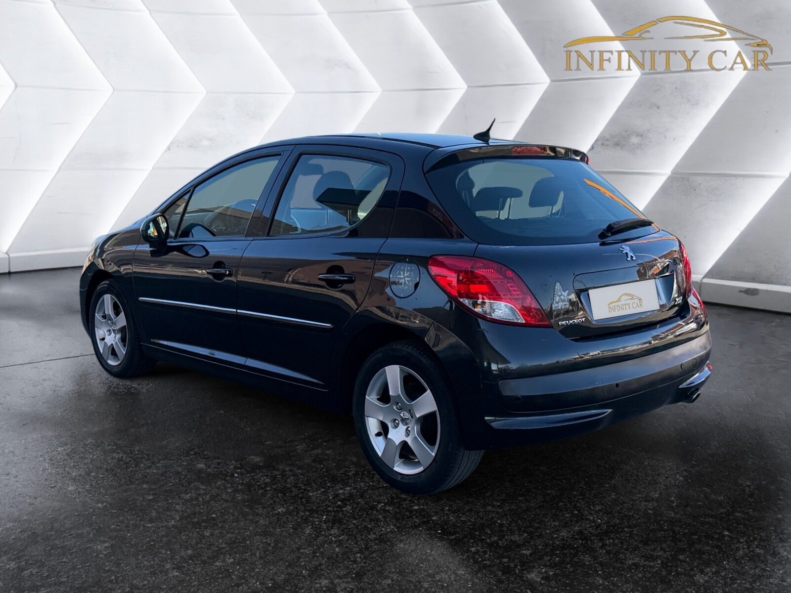 PEUGEOT 207 1.6HDI