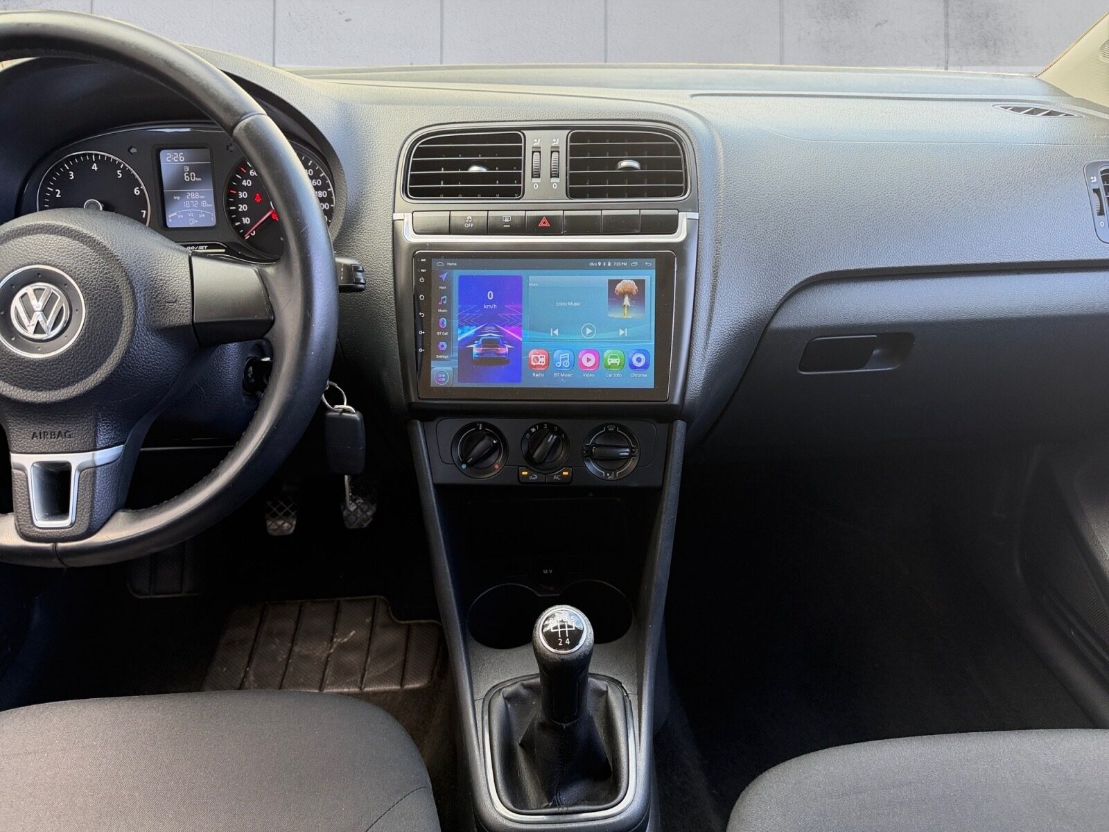 VOLKSWAGEN POLO 1.2TSI