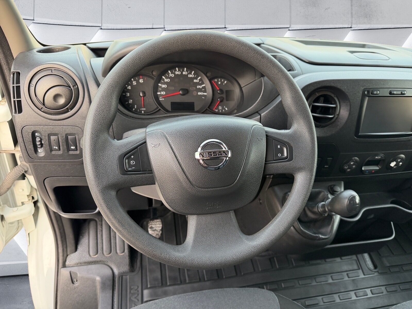 NISSAN NV400 2.3 DCI