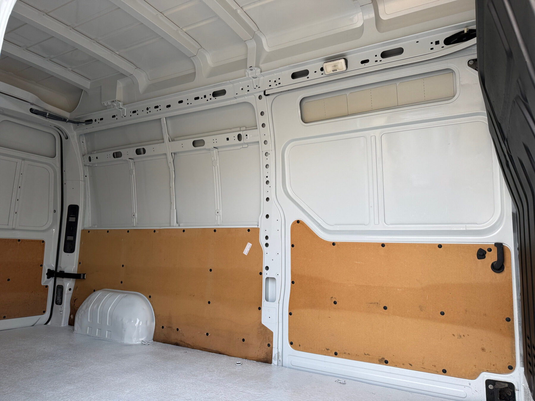 NISSAN NV400 2.3 DCI