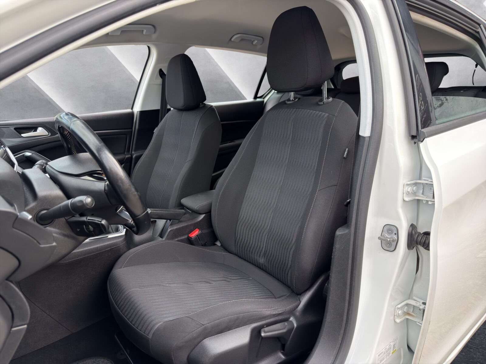 PEUGEOT 308 1.6 blueHDI