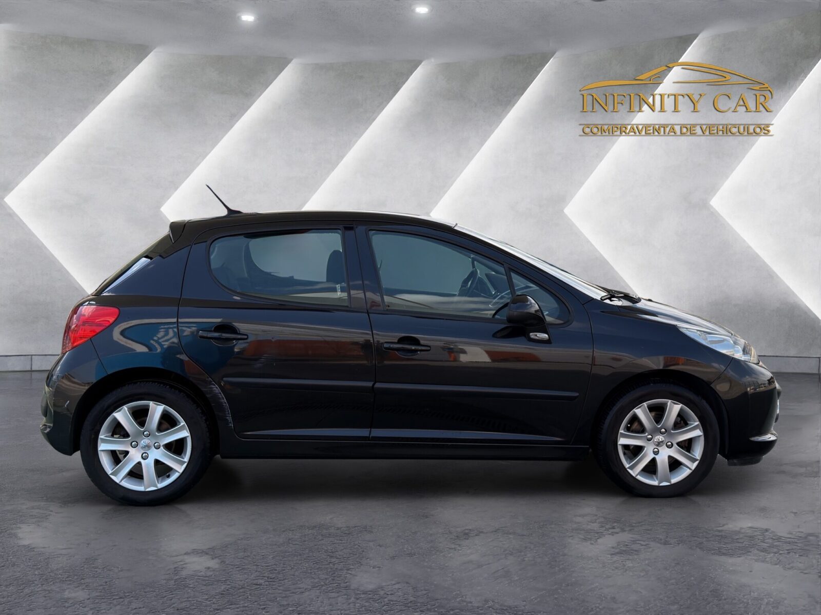 PEUGEOT 207 1.6VTI
