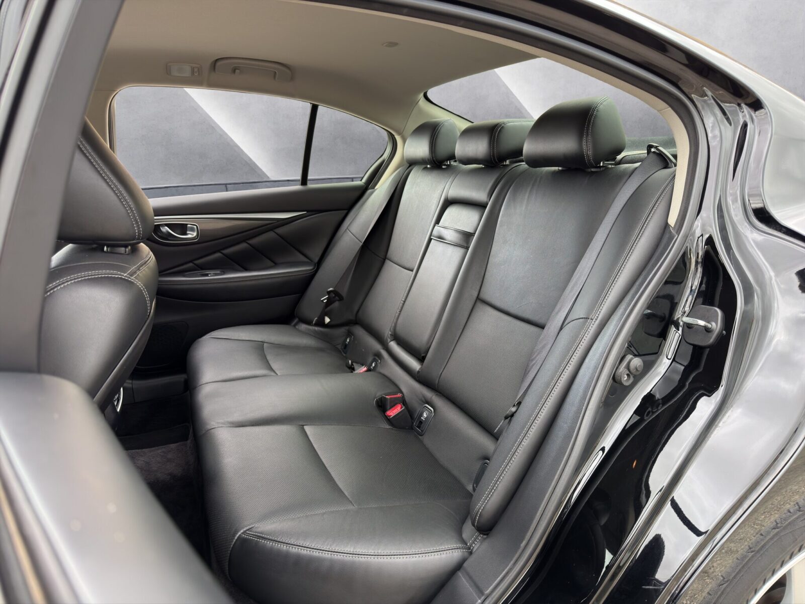 INFINITI Q50 2.2d