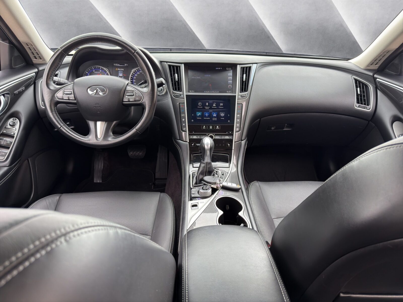 INFINITI Q50 2.2d
