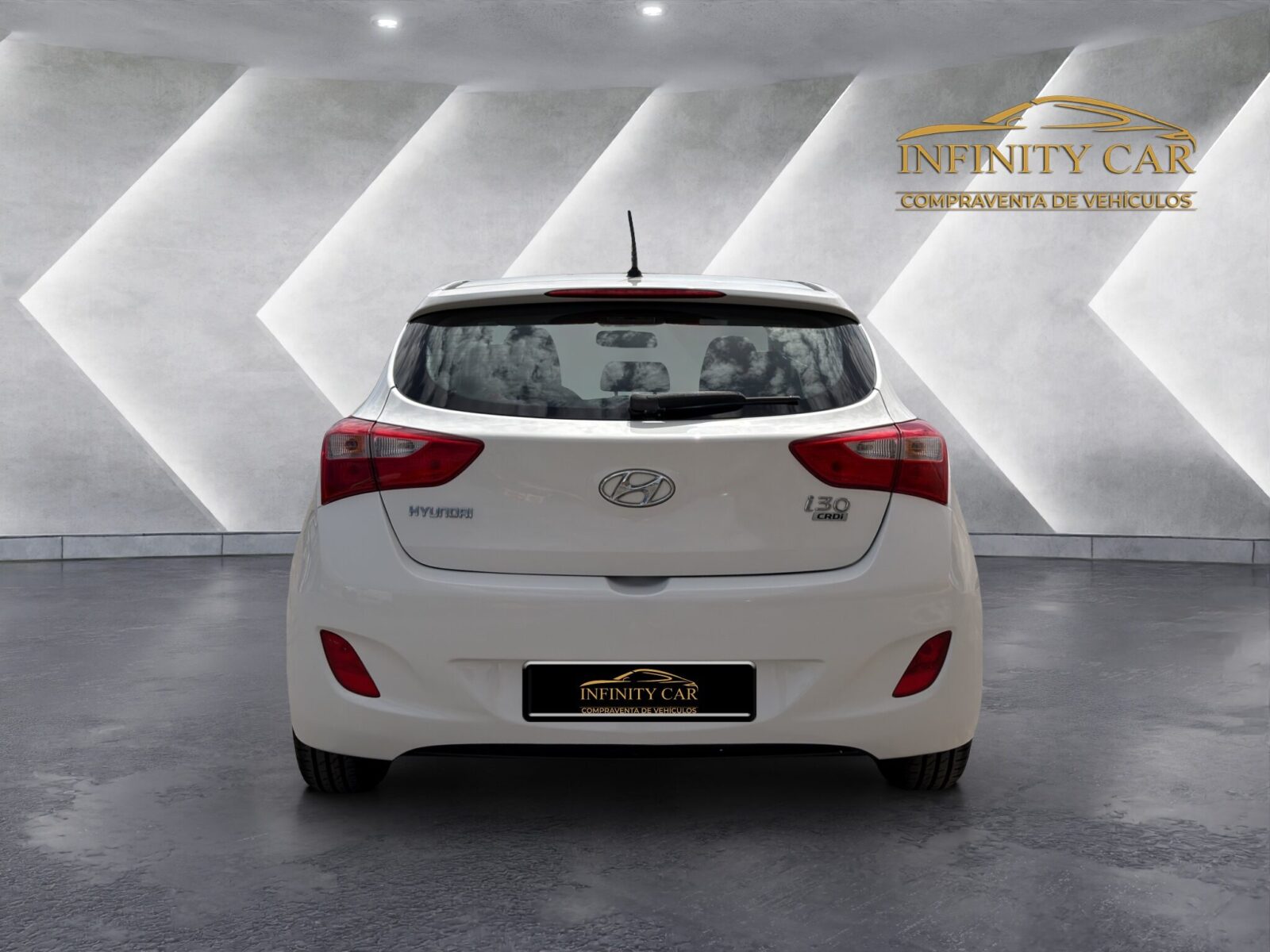 HYUNDAI i30 1.4 CRDI