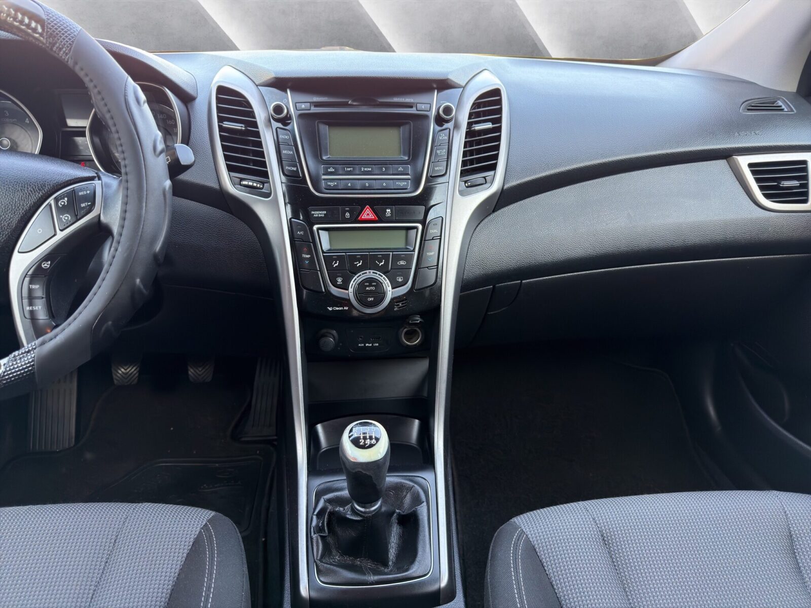 HYUNDAI i30 1.4 CRDI