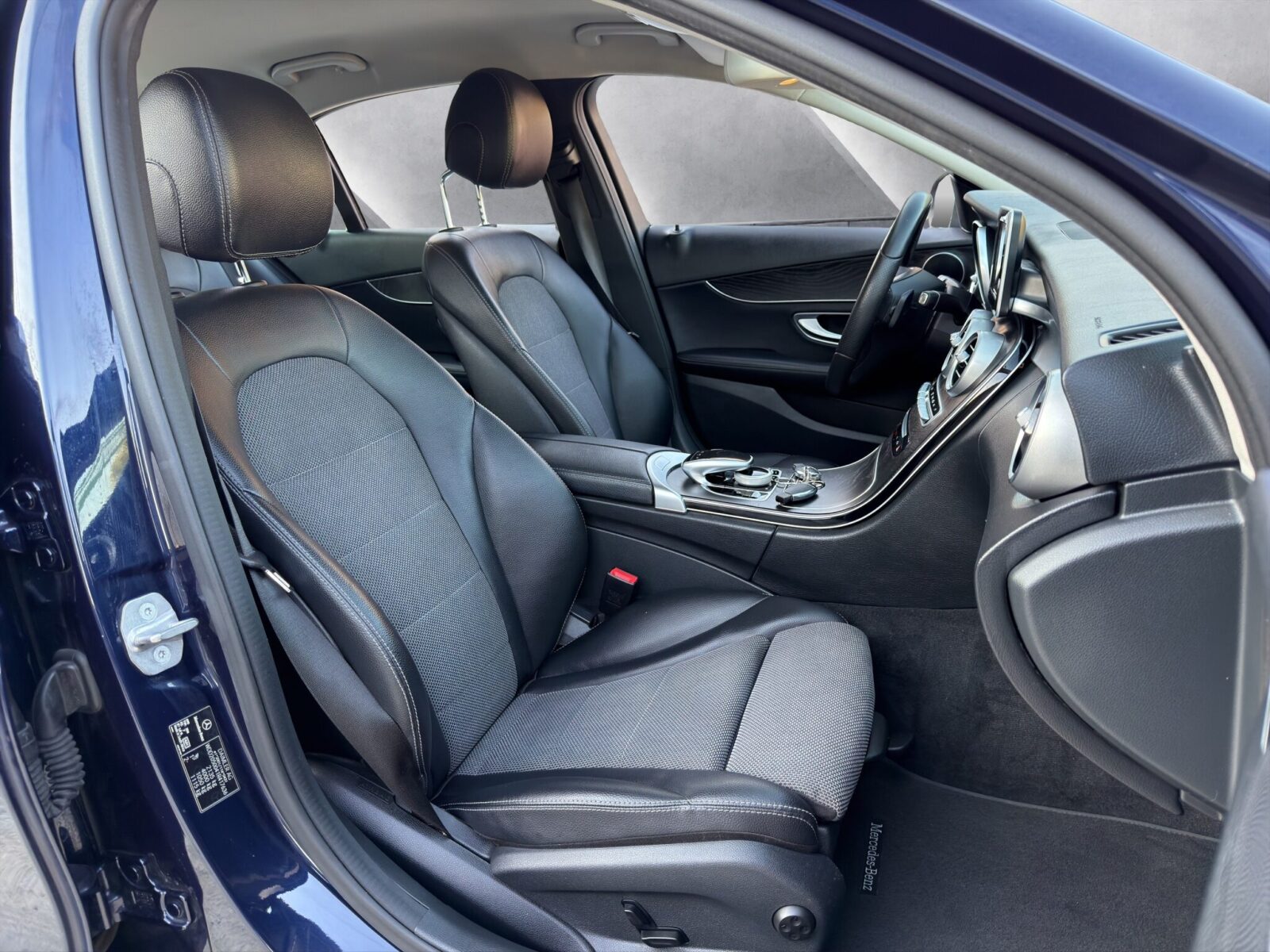 MERCEDES-BENZ CLASE C 220CDI