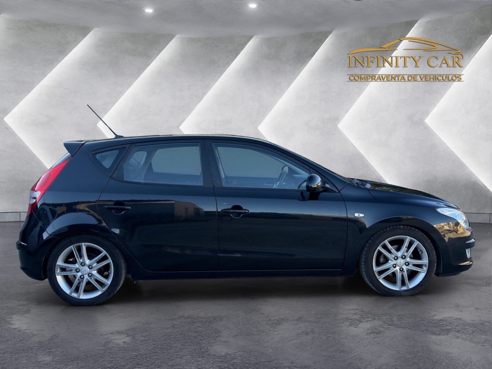 HYUNDAI i30 2.0 CRDI