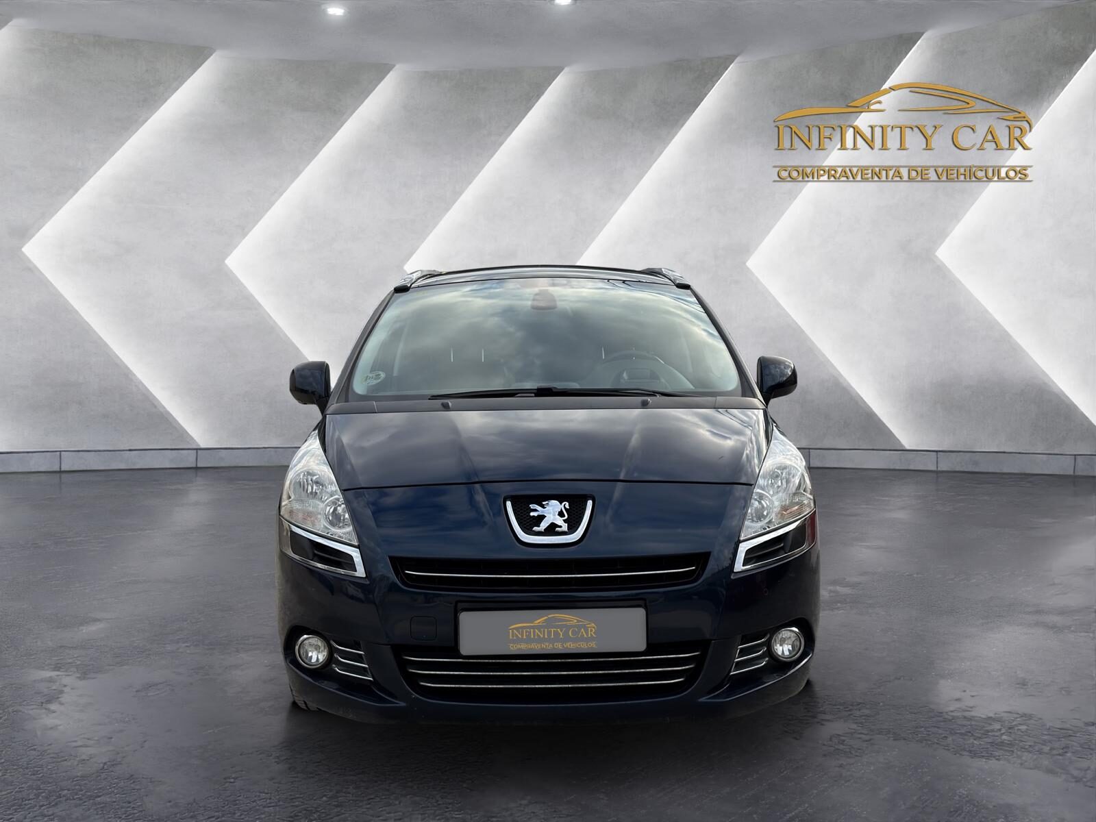 PEUGEOT 5008 2.0 HDI