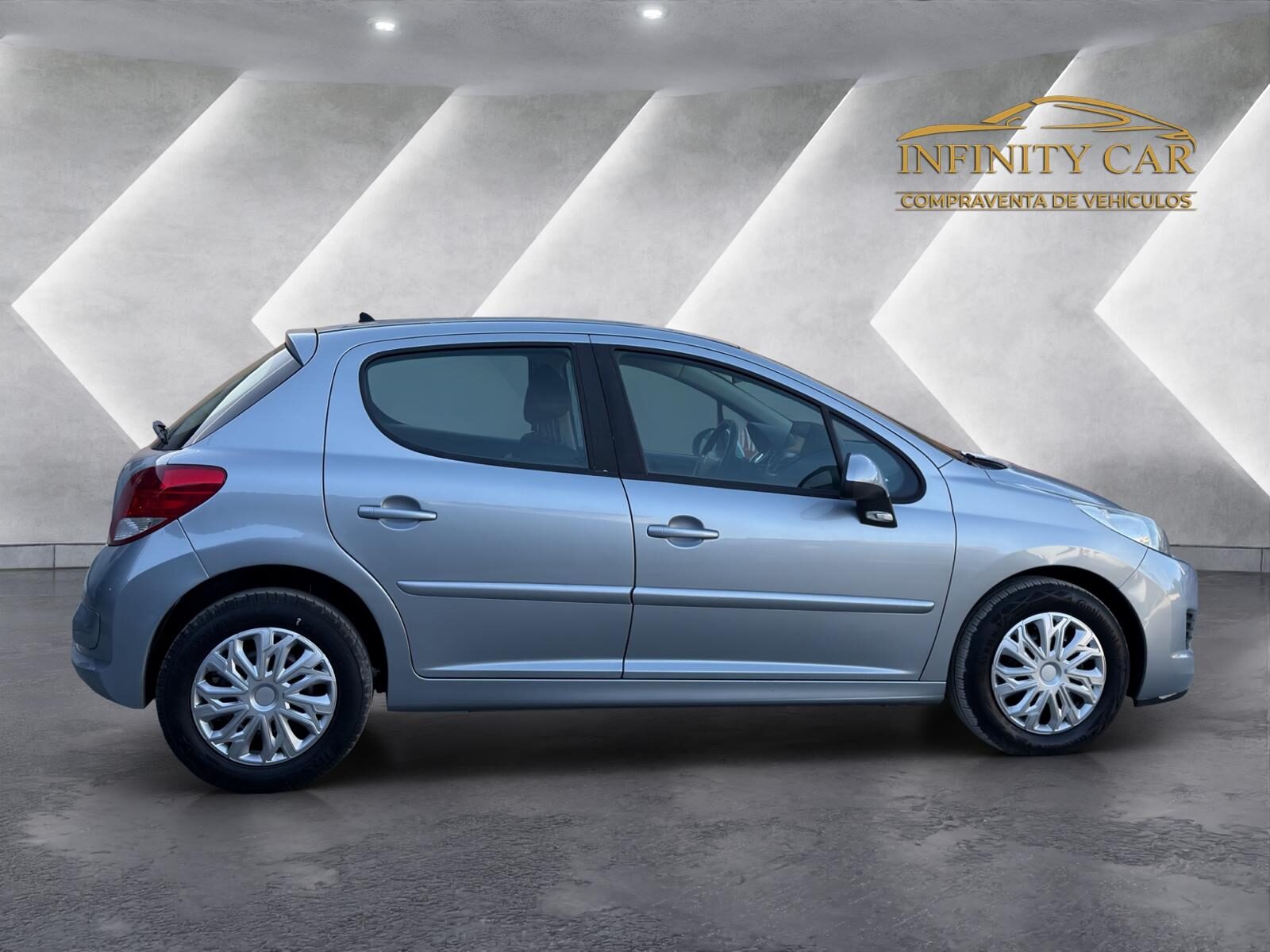 PEUGEOT 207 1.4HDI