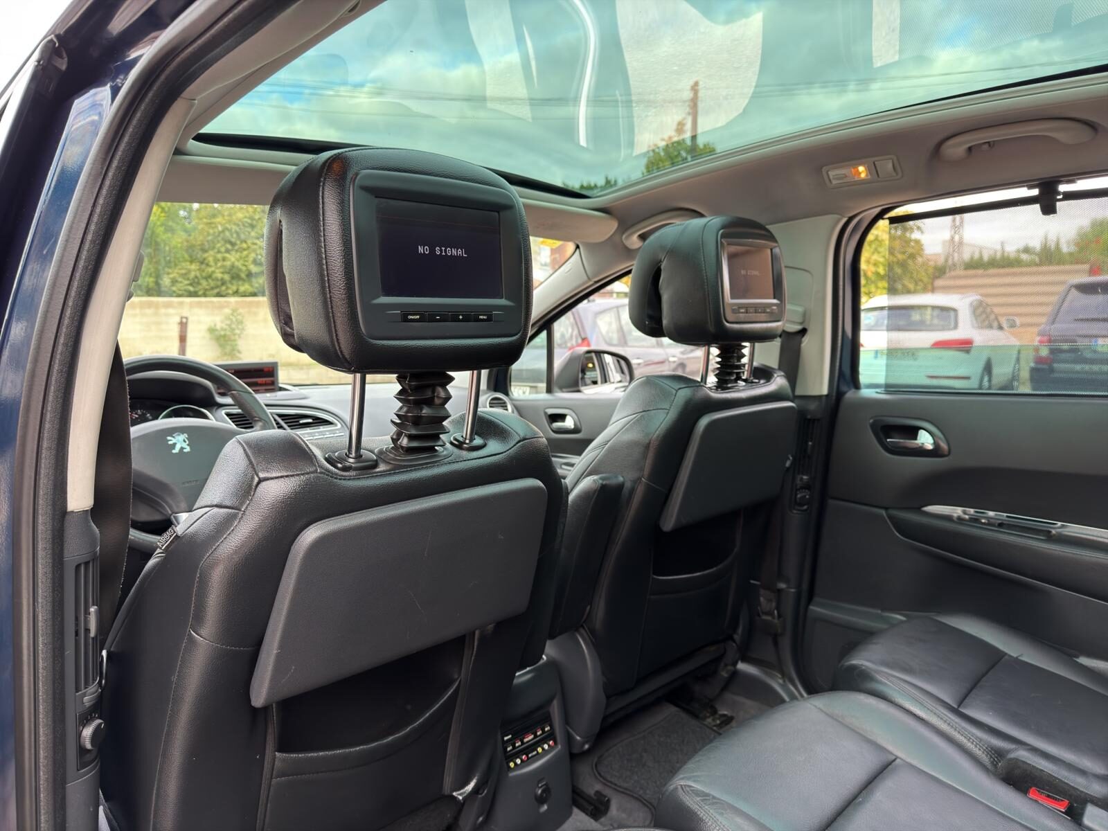 PEUGEOT 5008 2.0 HDI