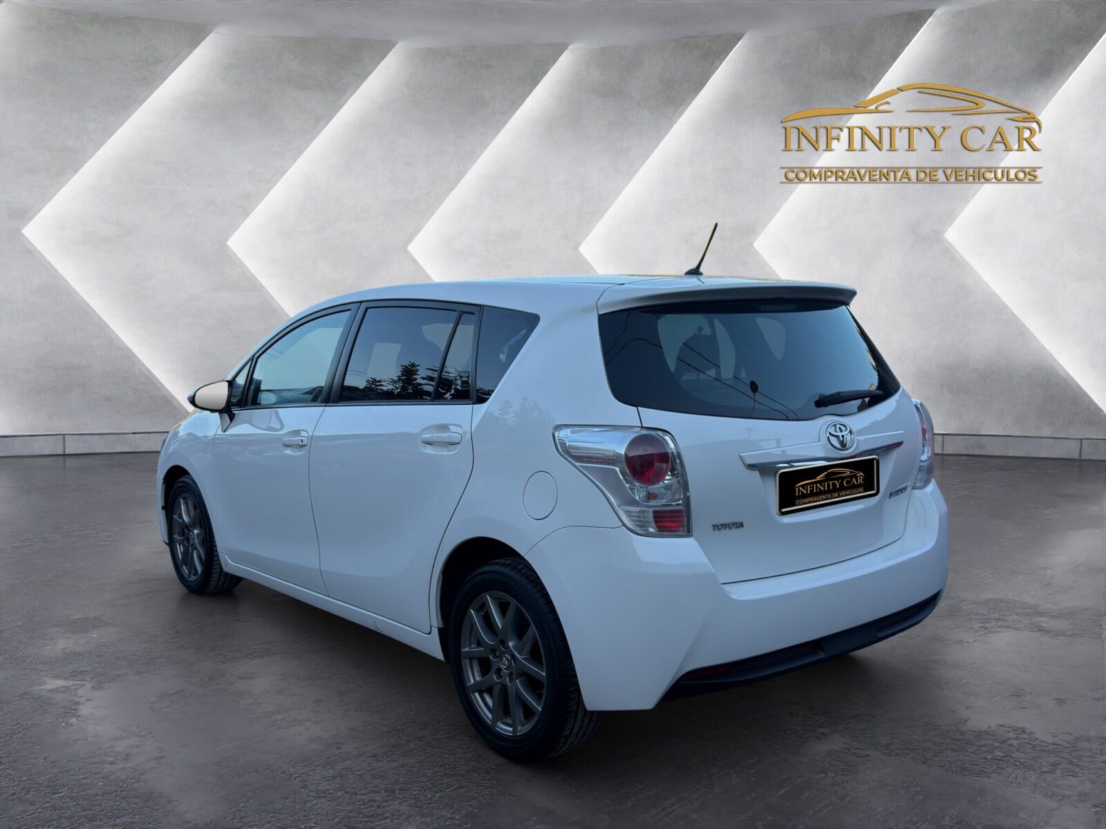 TOYOTA VERSO 1.6D